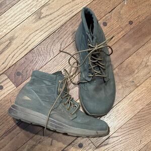 Olive Lace-Up High-Top Hiking and Running Boots